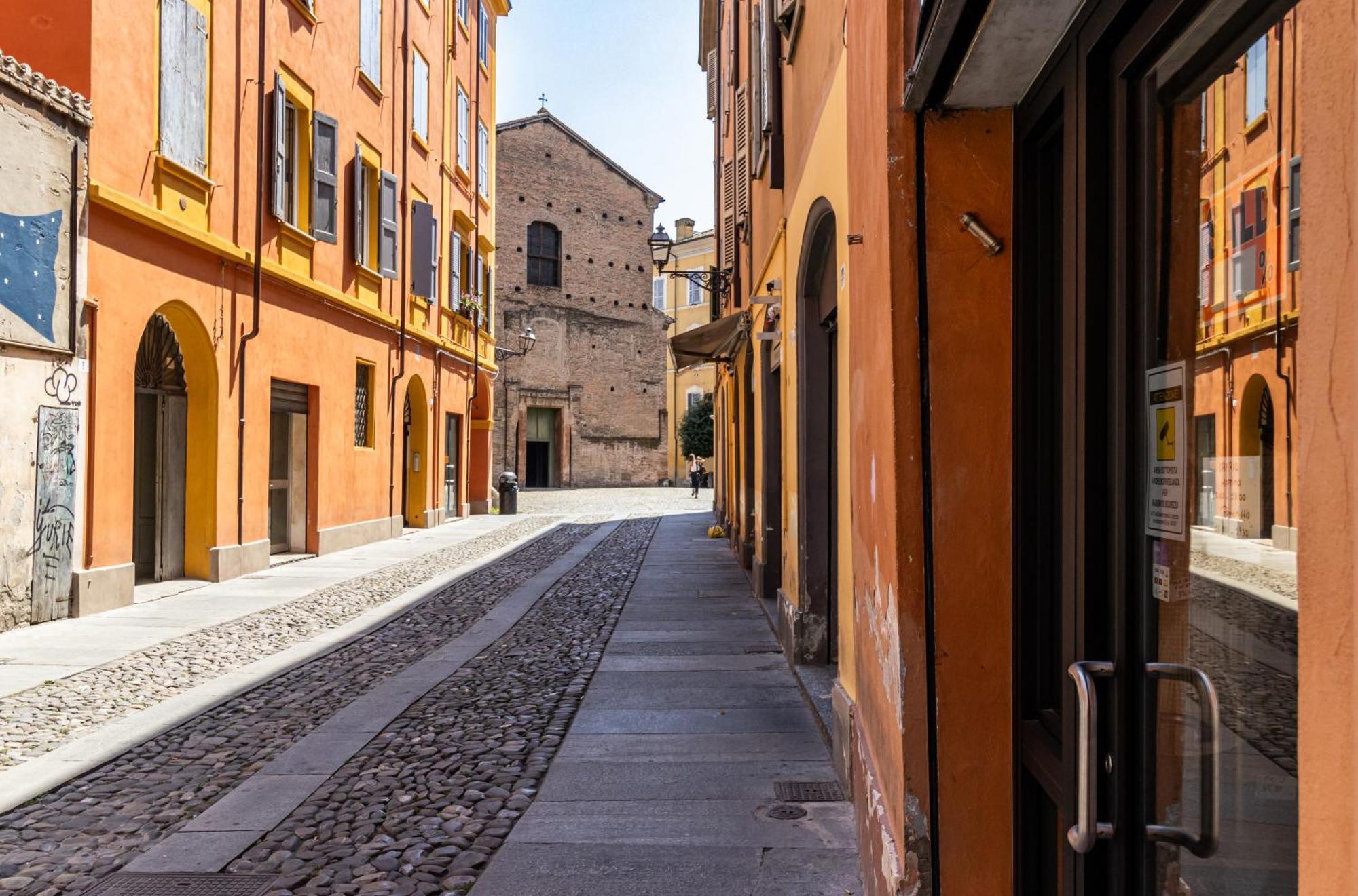 Apartment Al Centro - Affitti Brevi Italia Modena