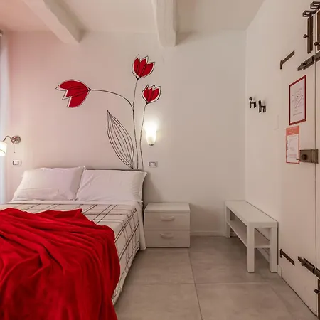 Suite Modena Al Centro - Affitti Brevi Italia Exterior photo